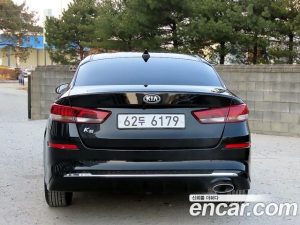 Kia K5 2.0 2020 года из Южной Кореи
