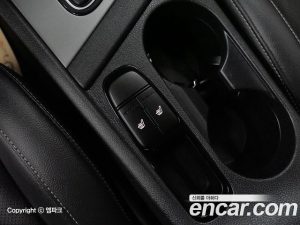 Kia Niro 1.6 HEV 2020 года из Южной Кореи