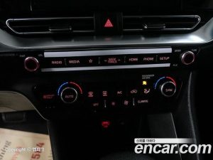 Kia Niro 1.6 HEV 2020 года из Южной Кореи