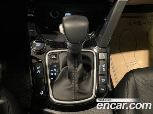 Kia Seltos Бензин 1.6 Turbo 4WD 2021 года из Южной Кореи