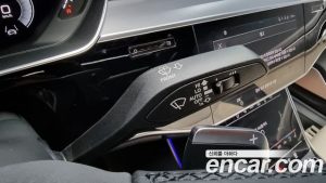 Audi A8 55 TFSI 4WD Premium LWB 2023 года из Южной Кореи