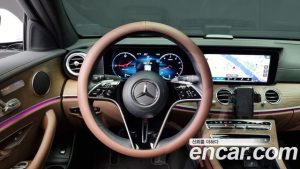 Mercedes-Benz E-Class E250 Exclusive 2021 года из Южной Кореи