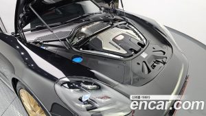 Porsche Panamera 4.0 GTS 2023 года из Южной Кореи