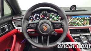 Porsche Panamera 4.0 GTS 2023 года из Южной Кореи