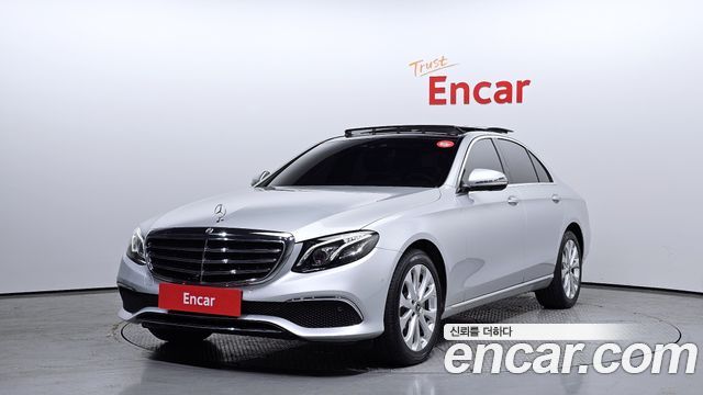Mercedes-Benz E-Class E300 4MATIC Exclusive 2019 года из Кореи
