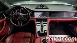 Porsche Panamera 4.0 GTS 2020 года из Южной Кореи