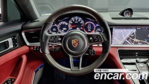 Porsche Panamera 4.0 GTS 2020 года из Южной Кореи