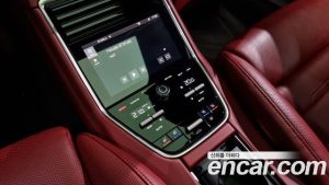Porsche Panamera 4.0 GTS 2020 года из Южной Кореи