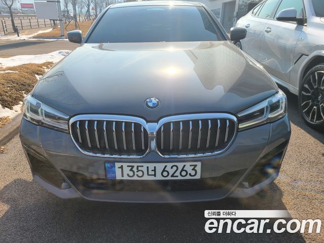 BMW 5-Series 530i M Sport 2021 года из Кореи