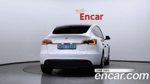 Tesla Model Y LONG RANGE 2021 года из Южной Кореи