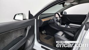 Tesla Model Y LONG RANGE 2021 года из Южной Кореи