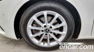 Mercedes-Benz A-Class A220 SEDAN 2020 года из Южной Кореи