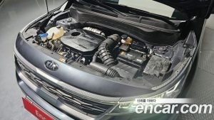 Kia Seltos Бензин 1.6 Turbo 2WD 2020 года из Южной Кореи