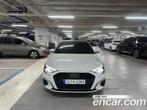 Audi A3 40 TFSI 2023 года из Южной Кореи