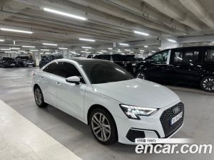 Audi A3 40 TFSI 2023 года из Южной Кореи