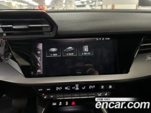 Audi A3 40 TFSI 2023 года из Южной Кореи