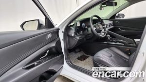 Hyundai AVANTE 1.6 2021 года из Южной Кореи