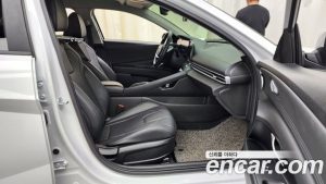 Hyundai AVANTE 1.6 2021 года из Южной Кореи