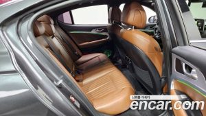 Genesis G70 2.0T 2020 года из Южной Кореи