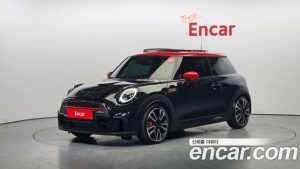 Mini Cooper JCW 2023 года из Южной Кореи