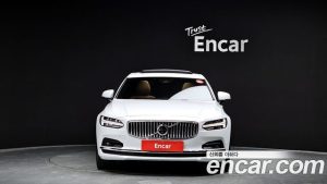 Volvo S90 B5 ULTIMATE Bright 2023 года из Южной Кореи