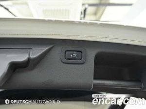 Land Rover Discovery Sport D150 S 2020 года из Южной Кореи