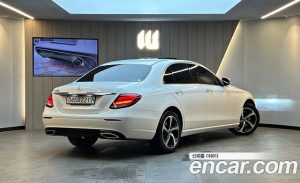 Mercedes-Benz E-Class E250 Avantgarde 2020 года из Южной Кореи