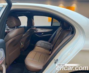 Mercedes-Benz E-Class E250 Avantgarde 2020 года из Южной Кореи