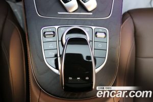 Mercedes-Benz E-Class E250 Avantgarde 2020 года из Южной Кореи
