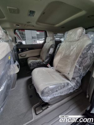 Kia Carnival HEV 9-Seater Gravity 2024 года из Южной Кореи