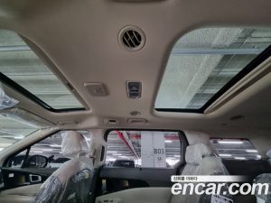 Kia Carnival HEV 9-Seater Gravity 2024 года из Южной Кореи