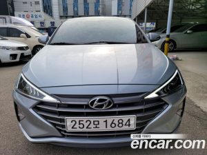 Hyundai AVANTE 1.6 2020 года из Южной Кореи