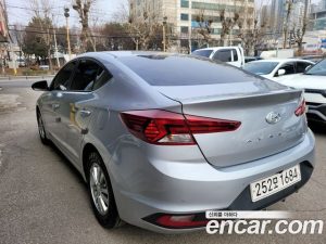 Hyundai AVANTE 1.6 2020 года из Южной Кореи