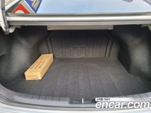 Hyundai AVANTE 1.6 2020 года из Южной Кореи