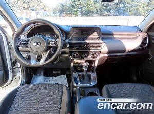 Kia Seltos Бензин 1.6 Turbo 2WD 2020 года из Южной Кореи