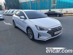 Hyundai AVANTE 1.6 2020 года из Южной Кореи