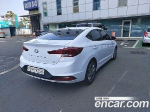 Hyundai AVANTE 1.6 2020 года из Южной Кореи