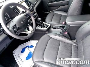 Hyundai AVANTE 1.6 2020 года из Южной Кореи