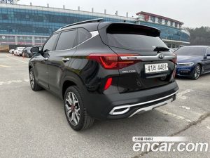 Kia Seltos Бензин 1.6 Turbo 2WD 2020 года из Южной Кореи