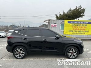 Kia Seltos Бензин 1.6 Turbo 2WD 2020 года из Южной Кореи