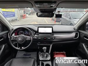 Kia Seltos Бензин 1.6 Turbo 2WD 2020 года из Южной Кореи