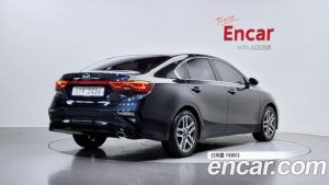 Kia K3 2020 года из Южной Кореи