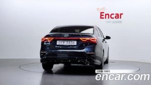 Kia K3 2020 года из Южной Кореи