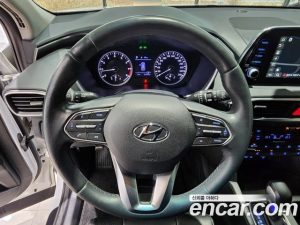 Hyundai Santafe Бензин 2.0T 2WD 2020 года из Южной Кореи