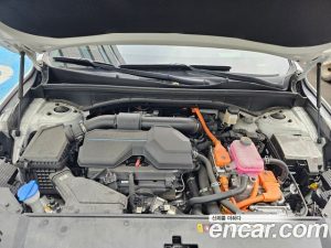 Kia Sorento HEV 1.6 2WD 2022 года из Южной Кореи