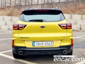 ChevroletGMDaewoo Trailblazer 1.3 Turbo 2WD 2024 года из Южной Кореи