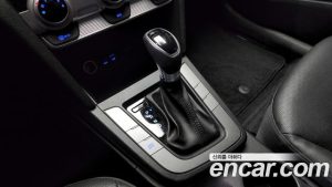Hyundai AVANTE 1.6 2020 года из Южной Кореи