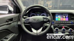 Hyundai AVANTE 1.6 2020 года из Южной Кореи