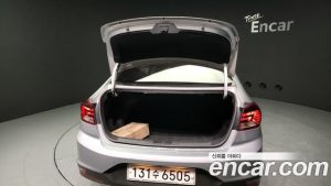 Hyundai AVANTE 1.6 2020 года из Южной Кореи