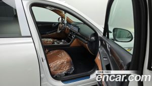 Genesis GV80 2.5T Бензин AWD 2024 года из Южной Кореи